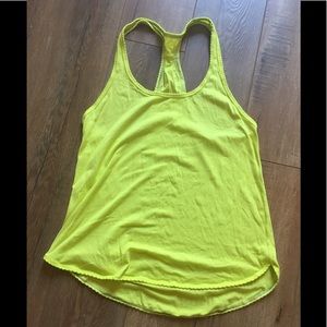Lululemon workout tank size 6